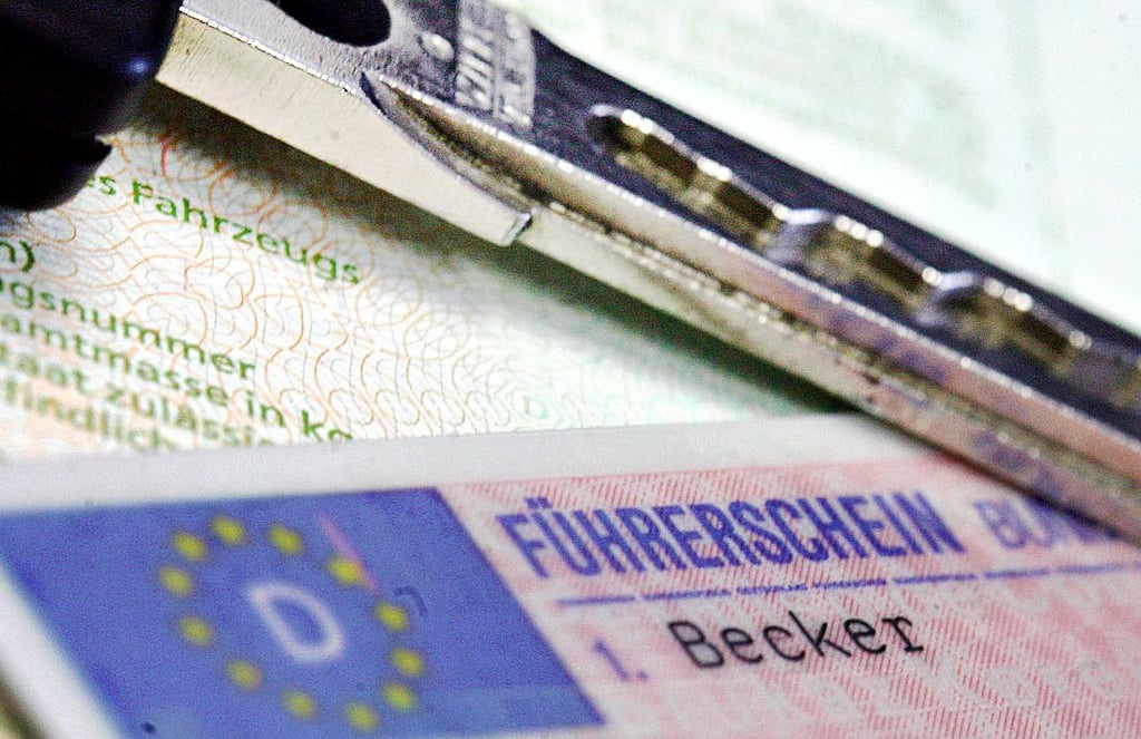 In der Führerscheinstelle des Landkreises sollen nun Stellen aufgestockt werden um das Arbeitsvolumen zu kompensieren.