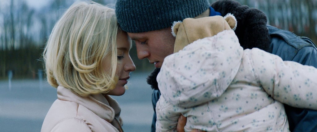 Andi (Jannis Niewöhner) wünscht sich nichts mehr, als mit seiner Ex-Freundin Sonja (Lena Tronina) und den Kindern eine Familie sein zu können.