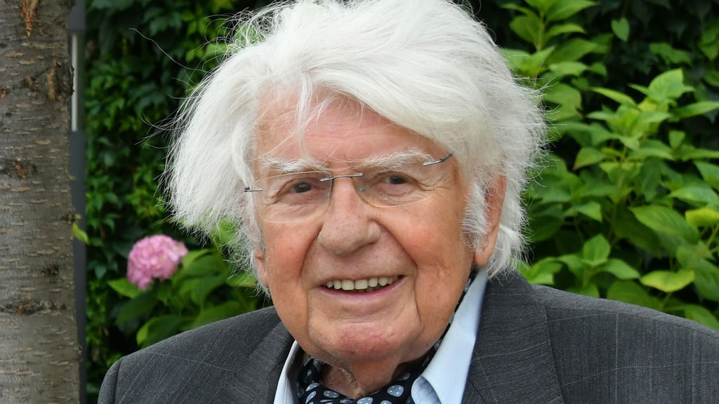 Behrens, bekannt aus der Lustspielreihe «Maxe Baumann» im DDR-Fernsehen, ist tot. Foto: Bernd Settnik/