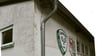 Selbst von außen ist der marode Zustand des Vereinsheimes des Tennisclubs Grün-Weiß Gardelegen am Erlebnisbad Zienau zu erkennen. 