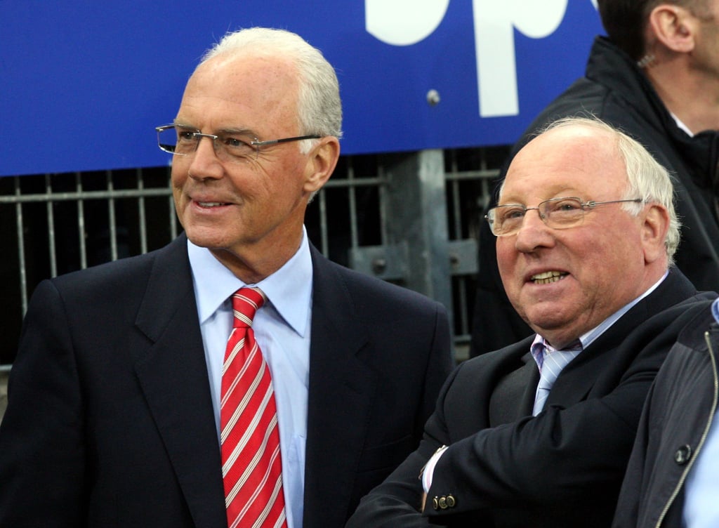 Franz Beckenbauer und Uwe Seeler spielten unter anderem bei den WM-Turnieren 1966 und 1970 zusammen.