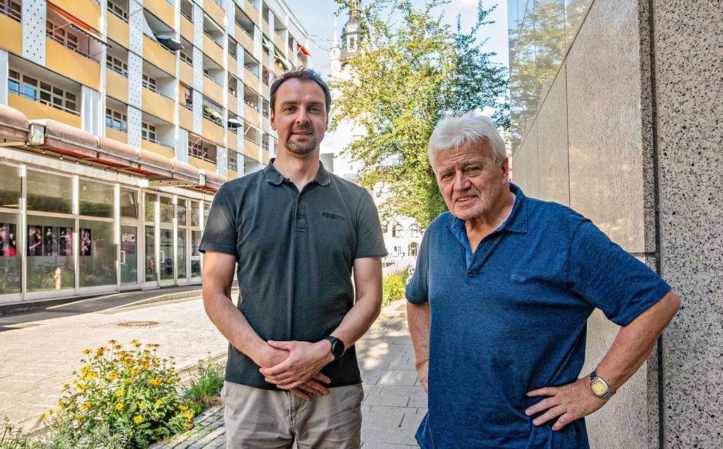Neustrukturierung beim Schloßplatzverein, neuer Vorsitzender ist Hendrik Falke (links) hier mit Hans Joachim Rohowski.