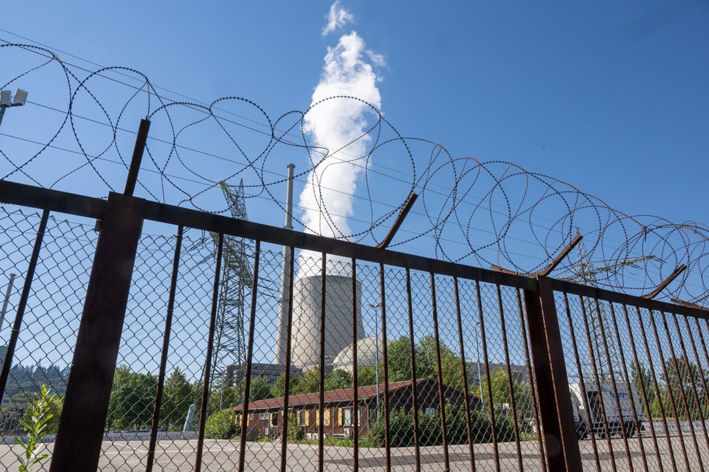 Wegen der Energiekrise, die sich durch den russischen Angriffskrieg gegen die Ukraine zugespitzt hat, gibt es seit Monaten eine heftige Debatte über die Atomkraftwerke.