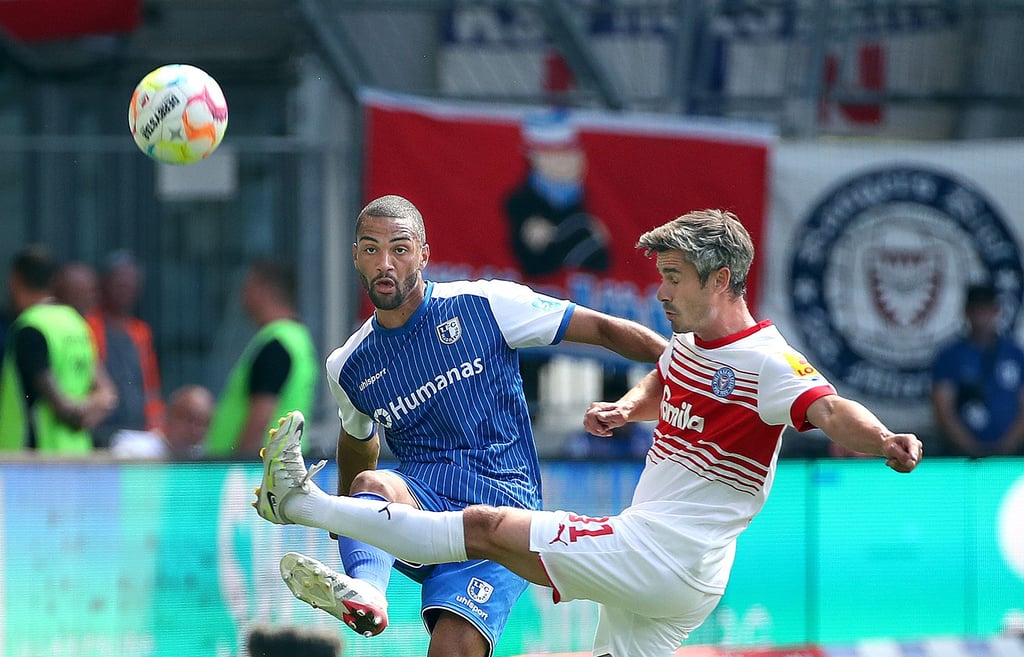 Gegen Kiel wurde Cacutalua (links) eingewechselt, nun hofft er auf mehr Spielzeit.