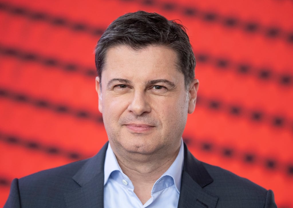 Der ehemalige DFL-Chef Christian Seifert und Springer planen eine kostenpflichtige Sport-TV-Plattform.