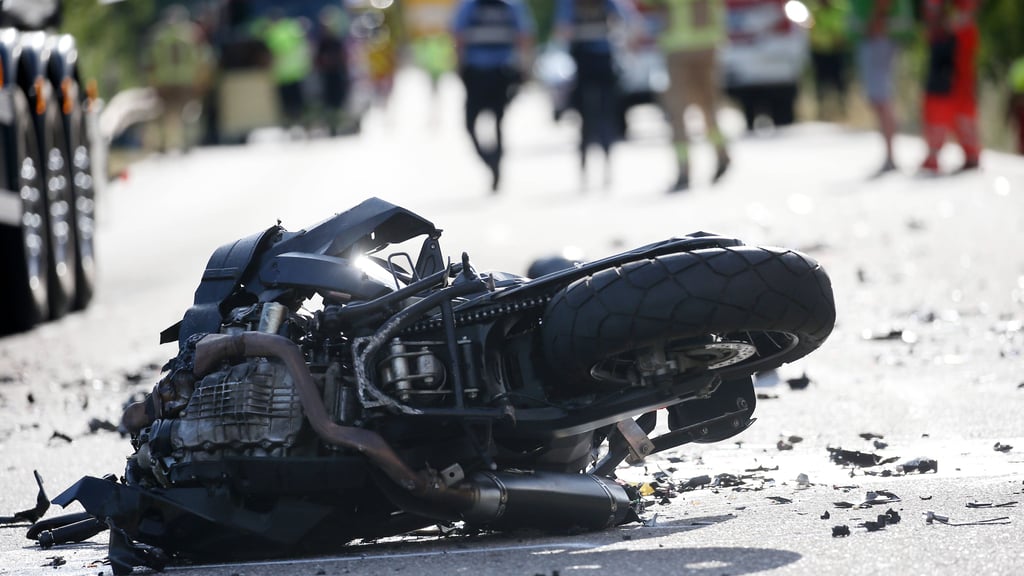 Bei einem Unfall in Breitenstein (abgebildet ist lediglich ein Symbolfoto, das nichts mit dem Unfall zu tun hat) sind am Freitagmittag zwei Motorradfahrer verletzt worden.