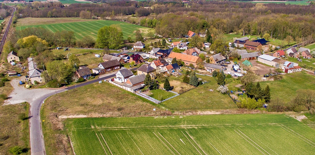 Nicht nur Wohngrundstücke auch Wald- und Ackerflächen wie hier in Klein Grabenstedt sind in den Formularen mit aufzuführen.