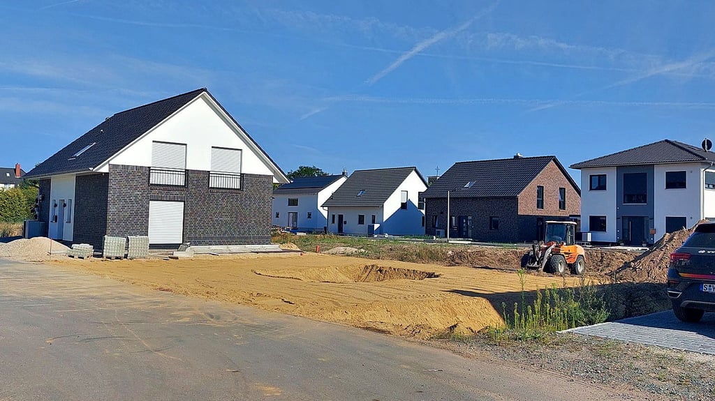 Im Oebisfelder Baugebiet Stürholzgarten, südlich der Bahnanlagen, ist in den letzten zwei Jahren viel passiert.