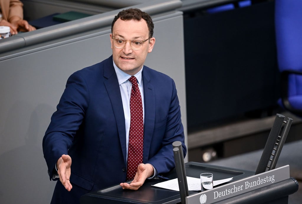 Jens Spahn (CDU/CSU) bei einer Rede im Deutschen Bundestag.