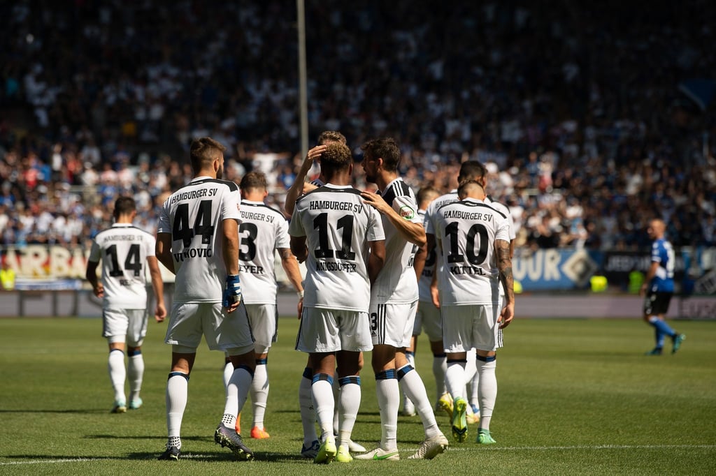 Der HSV kam in Bielefeld zum dritten Saisonsieg.
