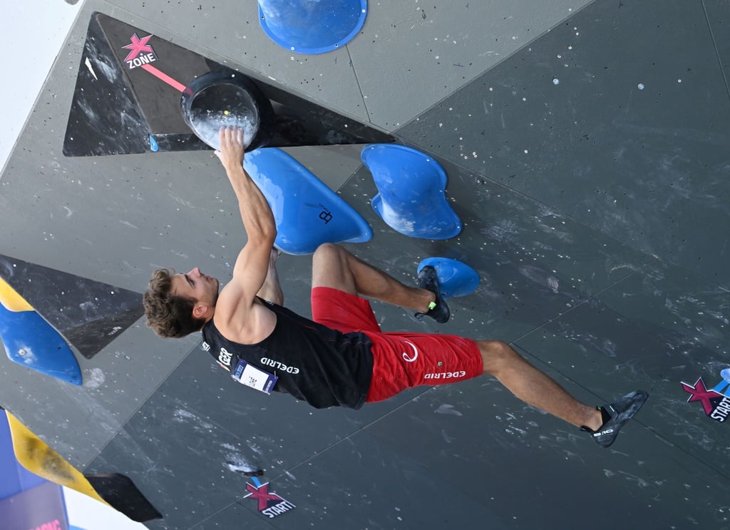 Der deutsche Kletter Yannick Flohé verpasst das Boulder-Finale.