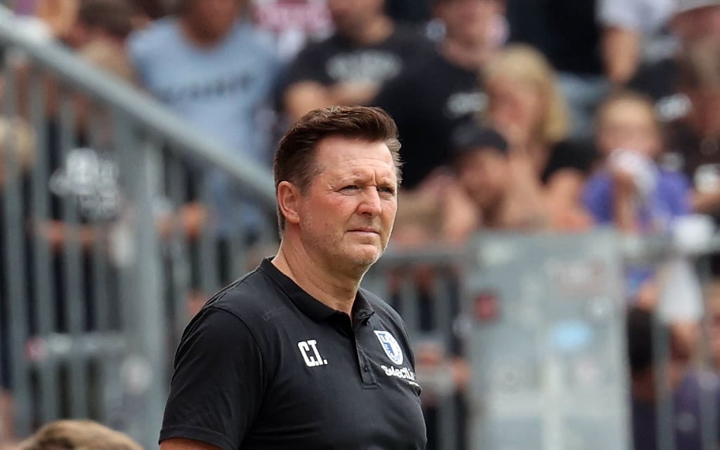 1. FC Magdeburg-Cheftrainer Christian Titz muss Ausfälle kompensieren - und lobt den Gegner.