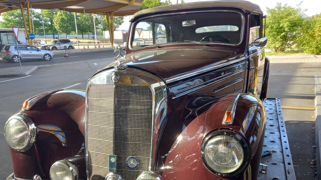 Das sichergestellte Mercedes Benz Cabrio, Baujahr 1951.