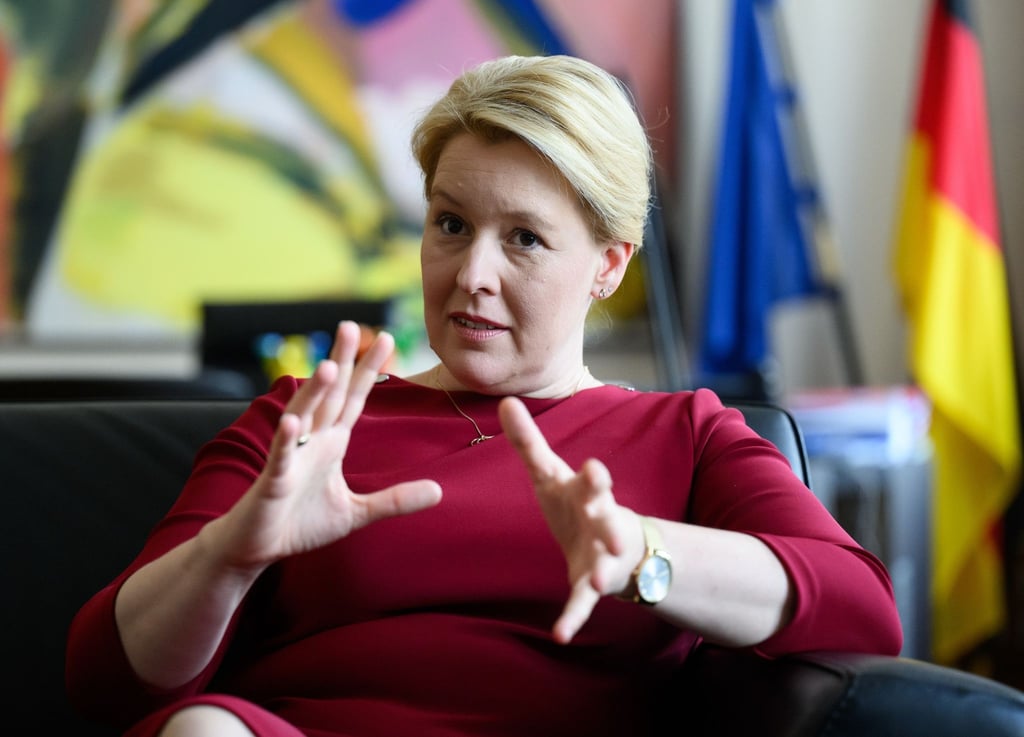 Franziska Giffey (SPD), Regierende Bürgermeisterin von Berlin, spricht.