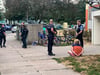 Polizeieinsatz im Magdeburger Stadtteil Neustädter See. Die Beamten mussten einen Familienstreit schlichten und wurden selbst angegriffen.