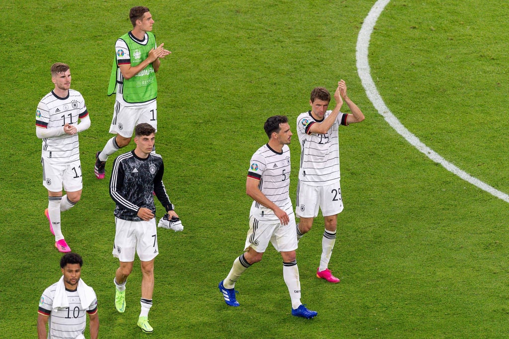 Timo Werner, Mats Hummels und Flroain Neuhaus werden gemeinsam bei einem Benefizspiel auflaufen.