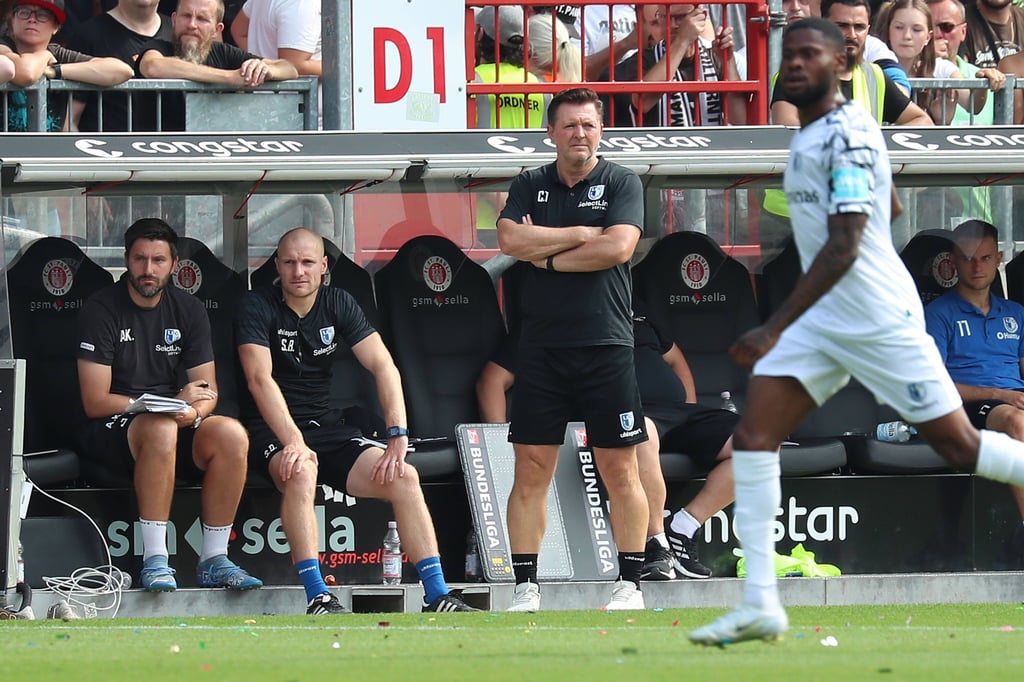 Das FCM-Trainerteam um Christian Titz muss die Mannschaft schnell tauglich für die 2. Bundesliga machen.