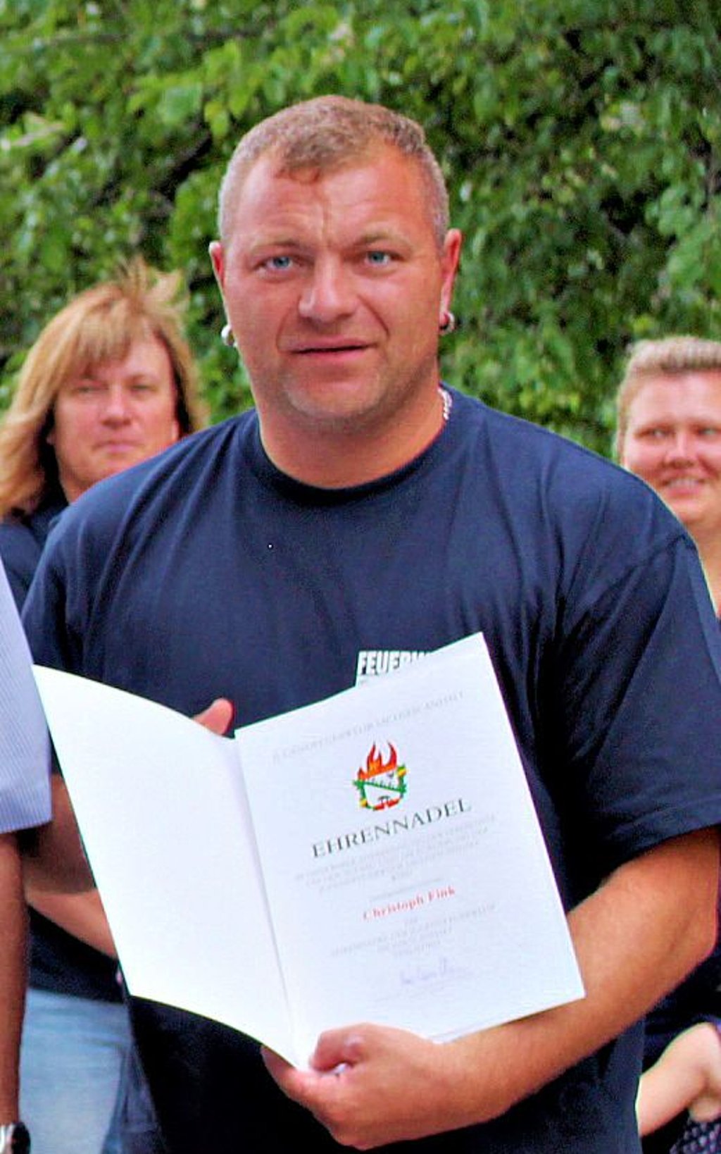 Jugendwart Christoph Fink aus Dreileben erhielt die Ehrennadel der Deutschen Jugendfeuerwehr.