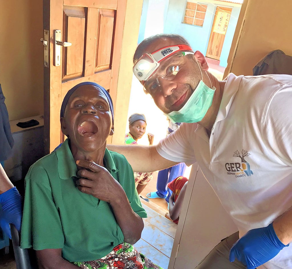 Der Biendorfer Thomas Baum bei seiner Arbeit in Sambia.