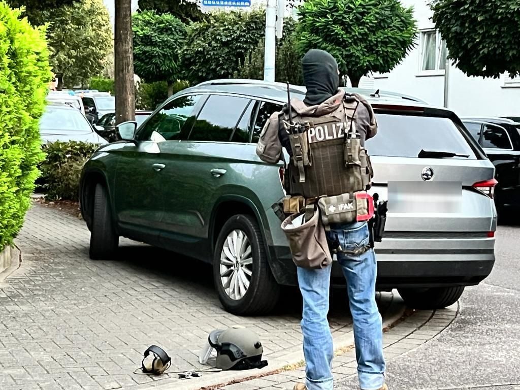 In einer Magdeburger Wohnhaussiedlung kam es zu einem mehrstündigen SEK-Einsatz.