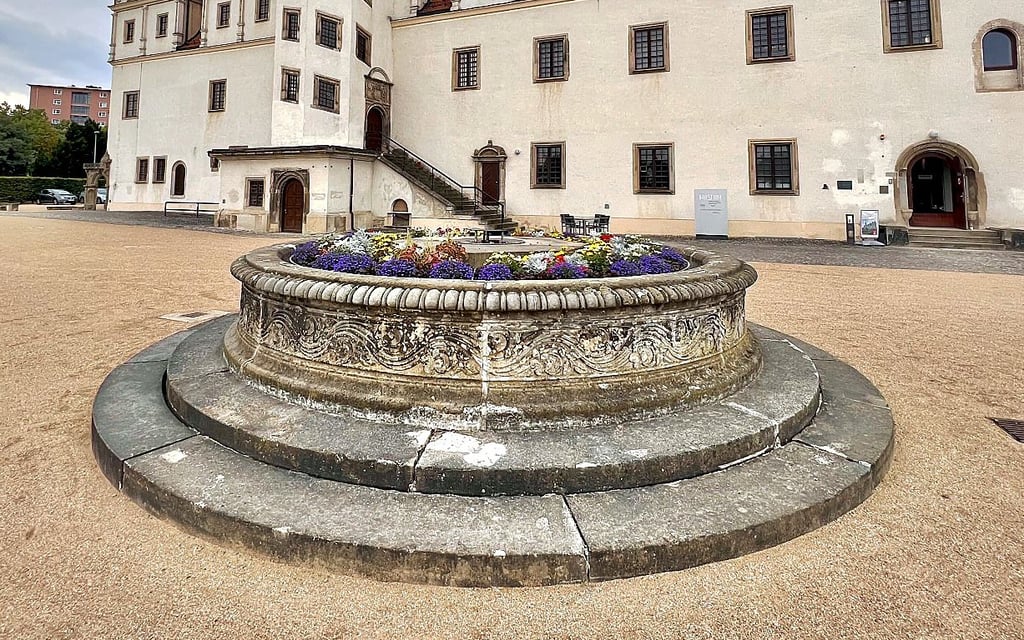 Brunnen am Johannbau