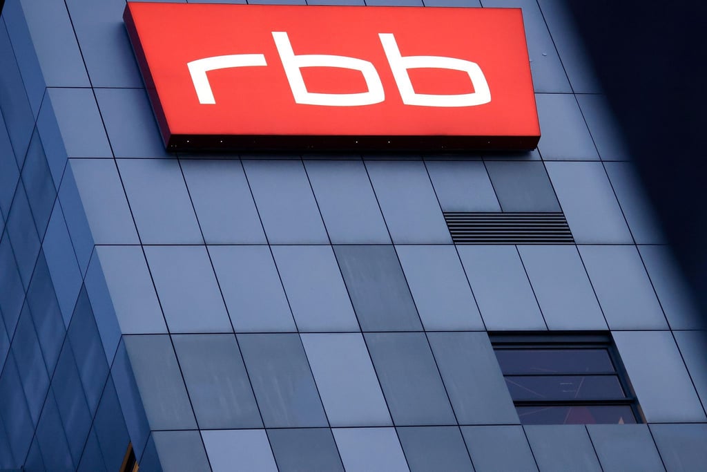 Der Rundfunk Berlin-Brandenburg ist tief in der Krise - andere ARD-Anstalten distanzieren sich.