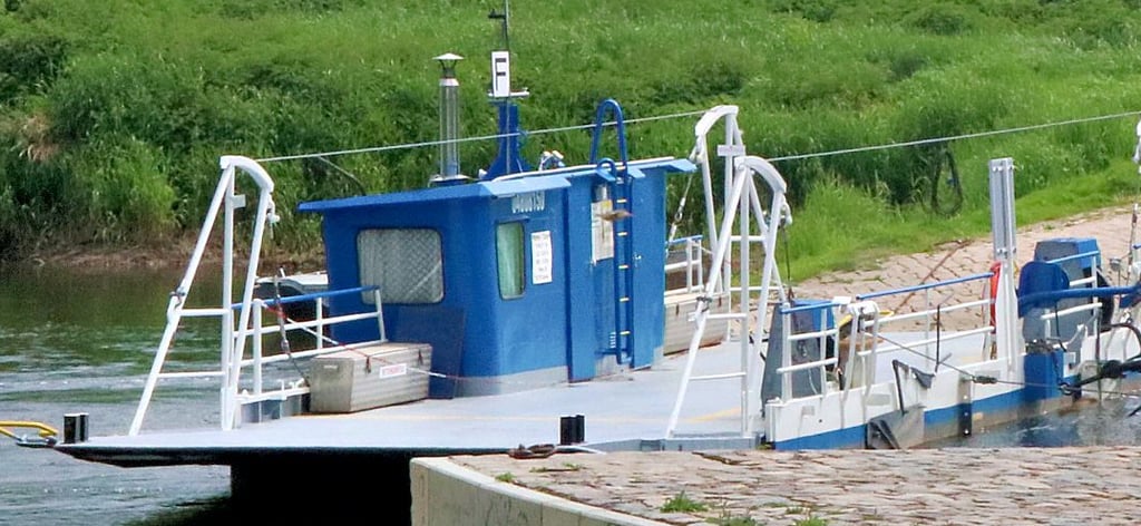 Neben der Fähre in Calbe wurde vor einigen Tagen ein Auto im Fluss entdeckt.