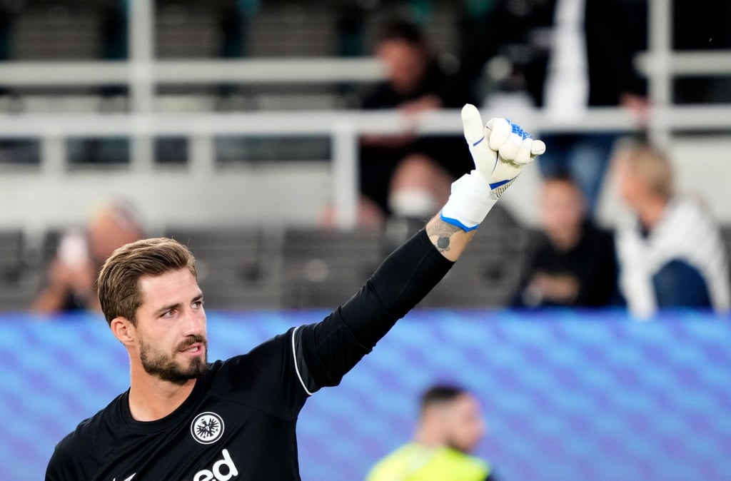 Manchester United ist an Frankfurts Torwart Kevin Trapp interessiert.