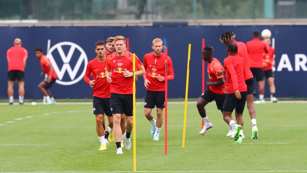 Marcel Halstenberg ist einer von drei verbliebenen Verteidigern in der Abwehrzentrale.