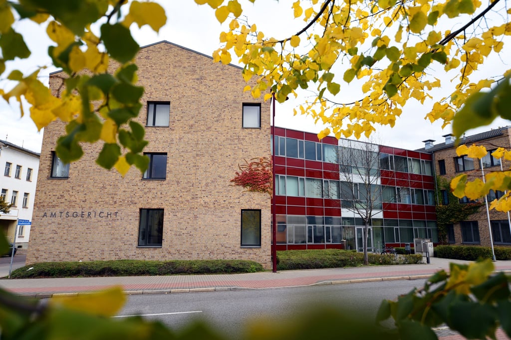 Ein Ex-Soldat ist am Amtsgericht Köthen wegen des Einbruchs in eine Wohnung verurteilt worden.