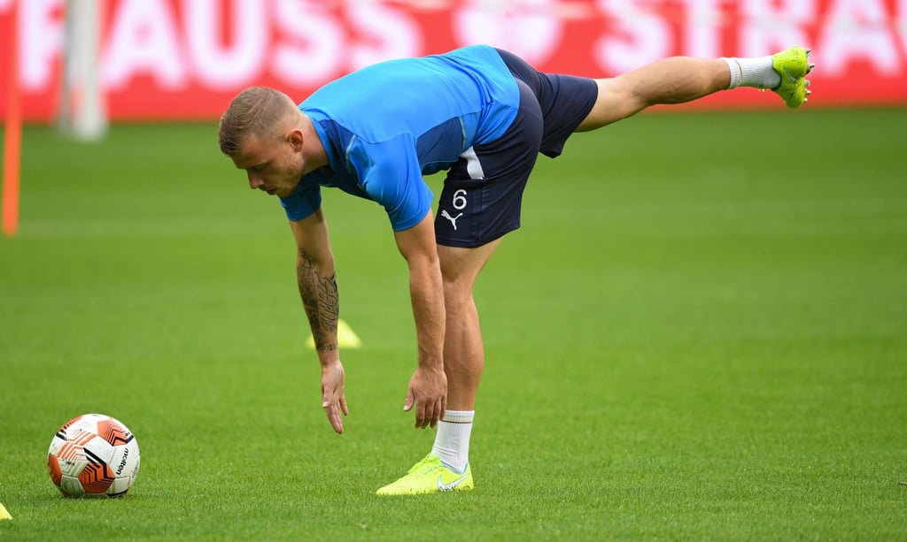 Max Meyer beim Training von Fenerbahce Istanbul.