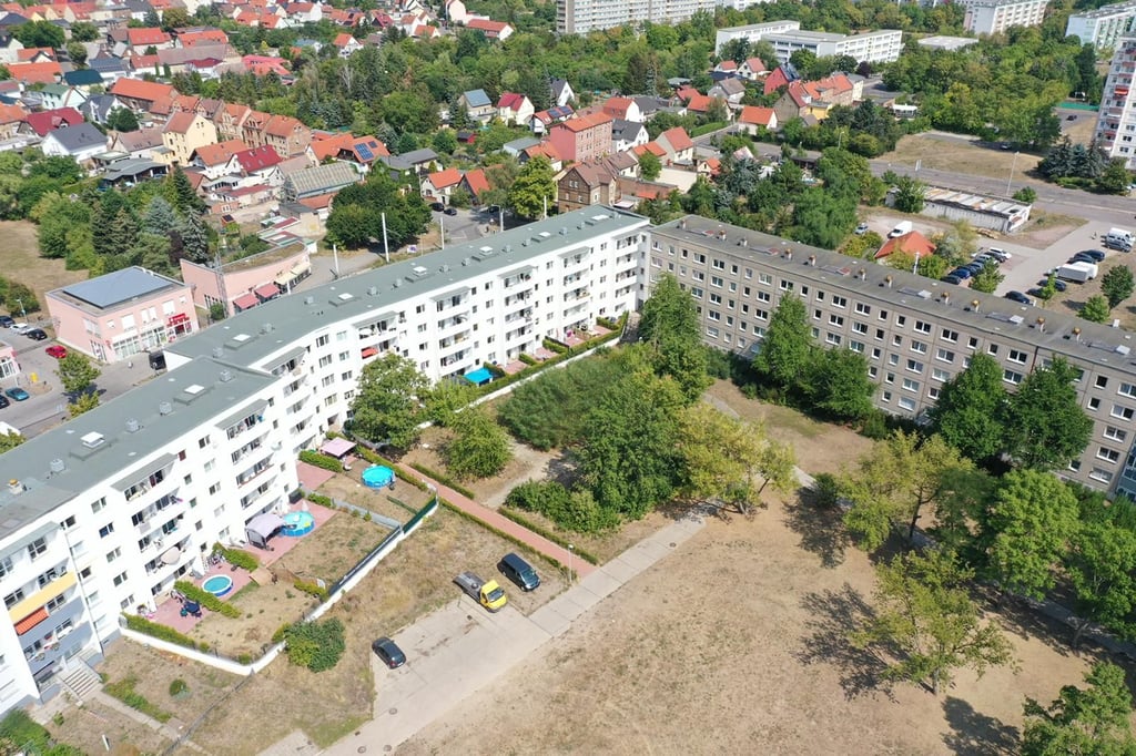 Anwohner im Wohnblock am Braunschweiger Bogen beschweren sich über Lärm und Müll.