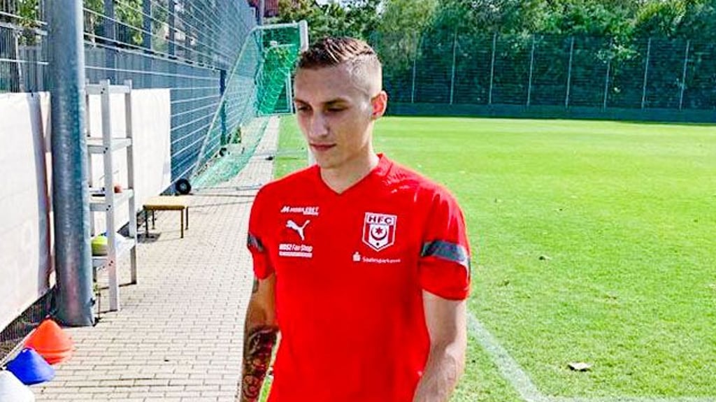 Der neue Stürmer Dominik Steczyk beim HFC-Training am Donnerstag.