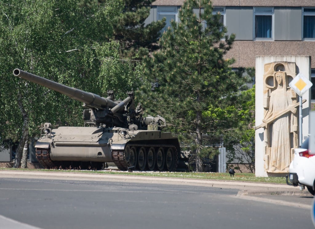 Auf dem Gelände der Artillerieschule der Bundeswehr in Idar-Oberstein wurden Soldaten aus der Ukraine an der „Panzerhaubitze 2000“ ausgebildet.