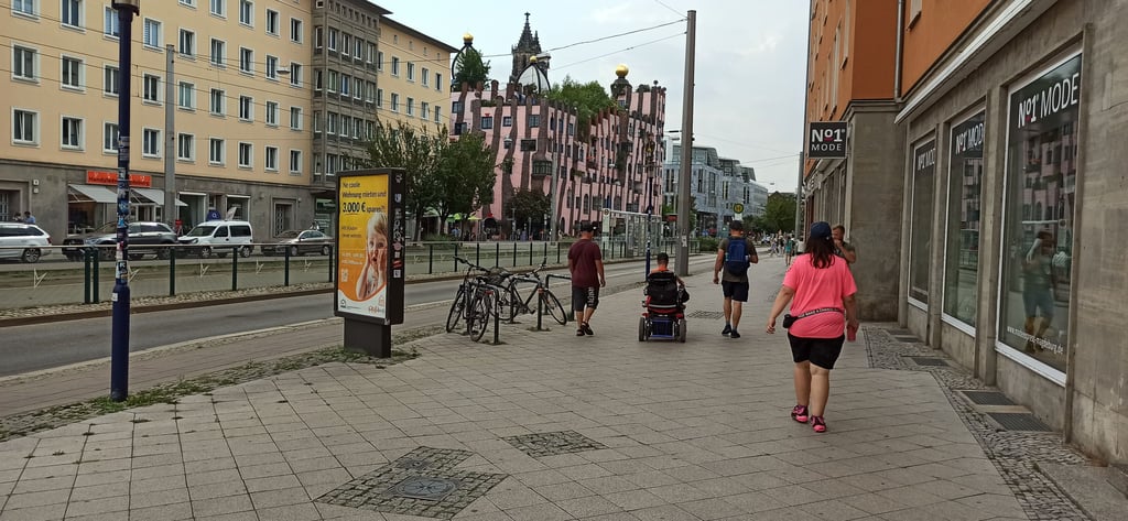 Menschen mit Handicap den Alltag in Magdeburg zu erleichtern und damit auch die Ansprüche der UN-Konvention zu erfüllen, ist das Ziel des Maßnahmenkatalogs der Stadt.