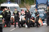 Demonstranten der Gruppe „Letzte Generation“ haben Mitte Juli eine Ausfahrt der Stadtautobahn im Stadtteil Schöneberg blockiert.