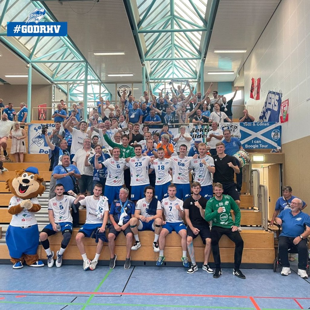 Siegerfoto mit Fans: der DRHV in Braunschweig.