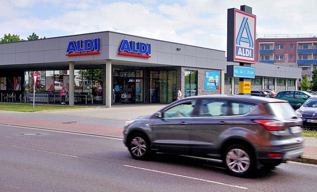 So wie der Aldi in der Dr.-Kurt-Schumacher-Straße in Stendal soll auch die neue Filiale in Osterburg aussehen.