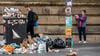 Ein langanhaltender Streik der schottischen Müllabfuhr führt zu überquellenden Containern und sich stapelnden Müllsäcken. In Großstädten wie Edinburgh oder Glasgow ist die Situation angespannt.