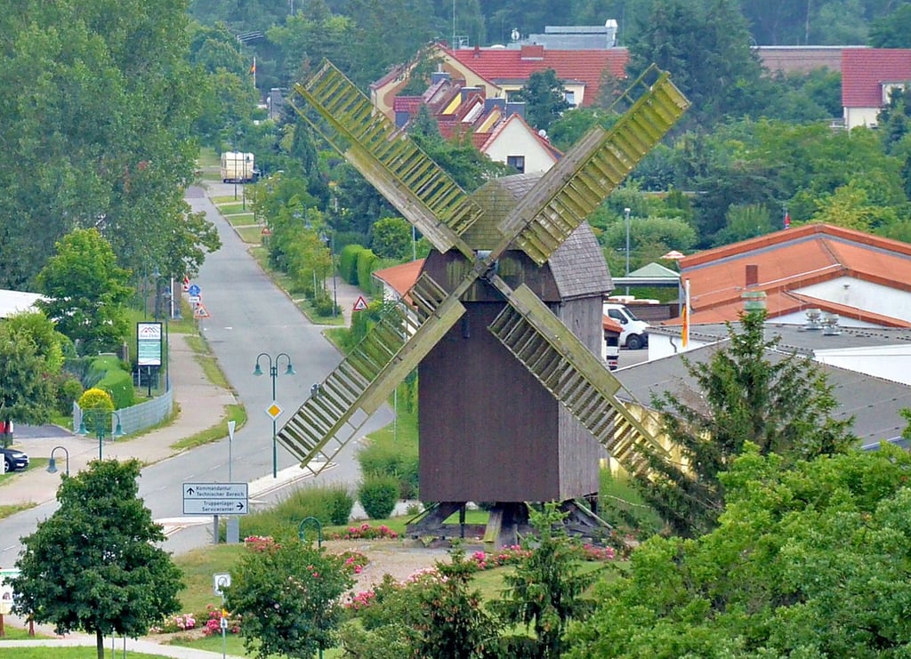 Die Klietzer Bockwindmühle benötigt dringend einen neuen Holzschutzanstrich. Das Vorhaben soll nun über Leader gefördert werden.