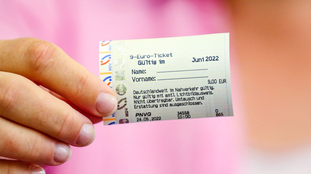 375.000 Neun-Euro-Ticket wurden im Juni im MDV-Gebiet verkauft. Hinzu kommen Abo-, Studenten- und Schülertickets.