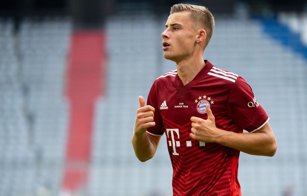 Der FC Bayern München leiht seinen Jungprofi Gabriel Vidovic für eine Saison an Vitesse Arnheim.