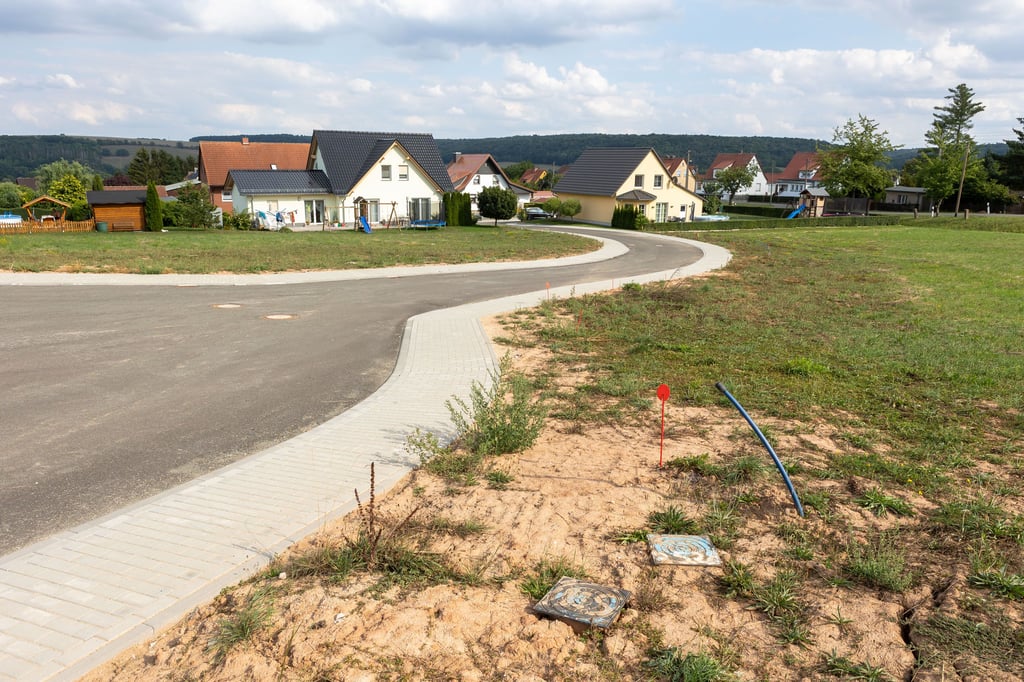 Im Kiefernweg in Wetterzeube kann gebaut werden. Der Gemeinderat hat jetzt über die Grundstückspreise befunden.