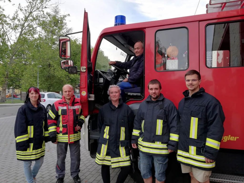 Die Kameraden der Freiwilligen Feuerwehr Tröglitz warten seit vielen Jahren auf ein neues Gerätehaus.