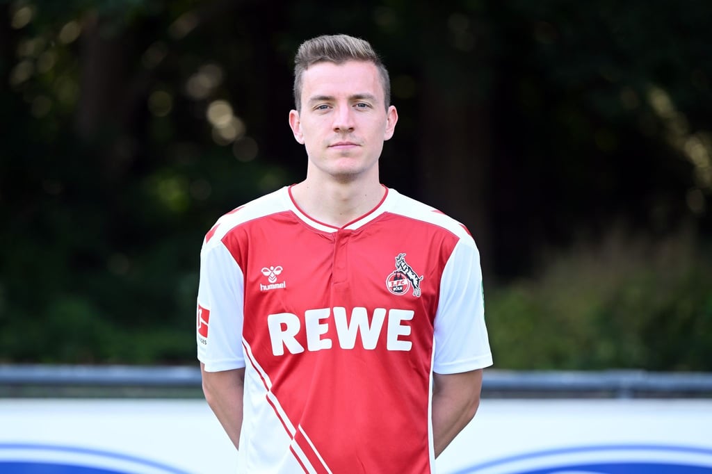 Mittelfeldspieler Niklas Hauptmann kehrt zum Drittligisten Dynamo Dresden zurück.