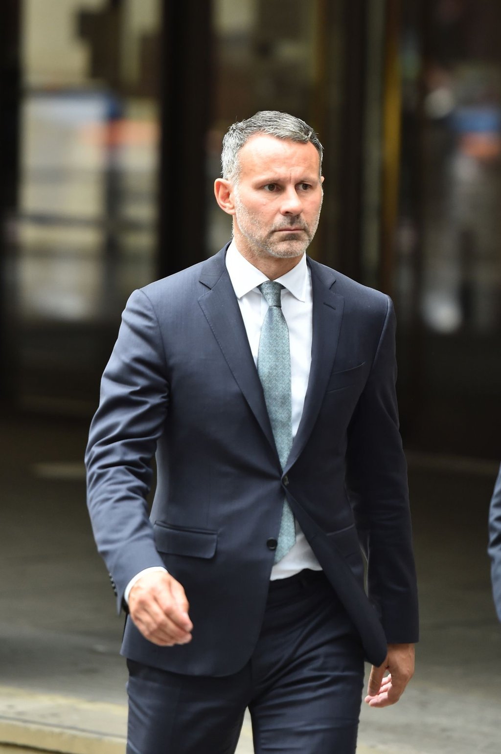 Ryan Giggs, ehemaliger Fußballspieler von Manchester United, trifft am Manchester Crown Court ein.