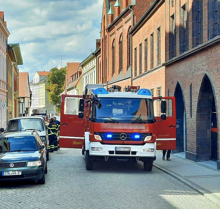 Innenstadt: Feuerwehreinsatz an der Musik- und Kunstschule in Stendal