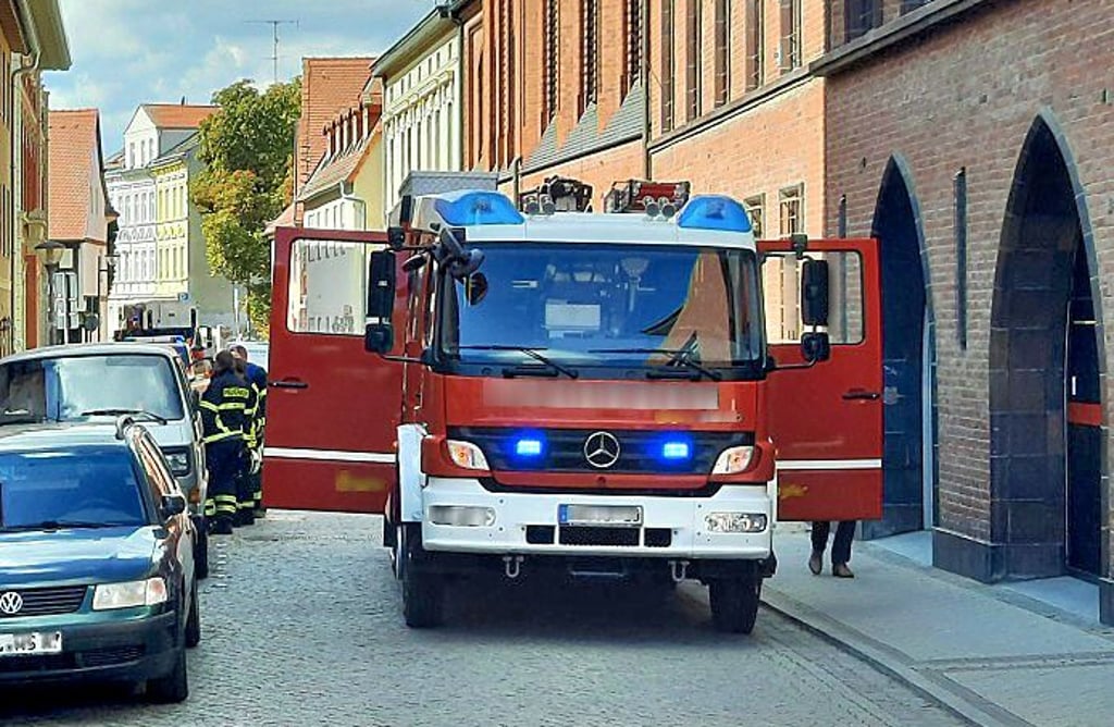 Die Feuerwehr war bei der Musik- und Kunstschule in Stendal im Einsatz. 