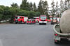 Ein Großaufgebot an Feuerwehren ist in Schwenda vor Ort. 