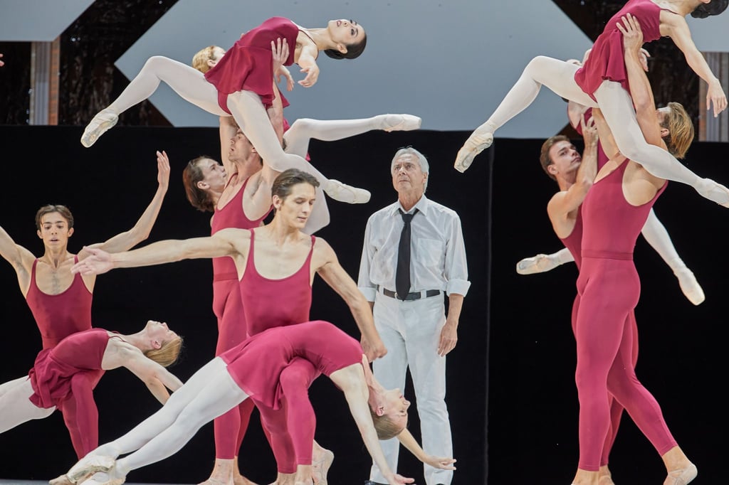 Das Hamburg Ballett zeigt „The World of John Neumeier“ auf dem Rathausmarkt.